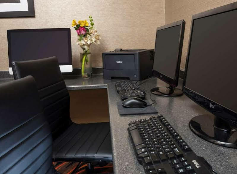 Best Western Plus Lewisville Flower Mound Exterior photo